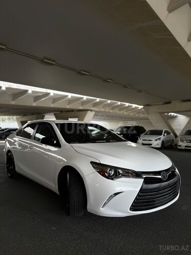 Toyota Camry-6