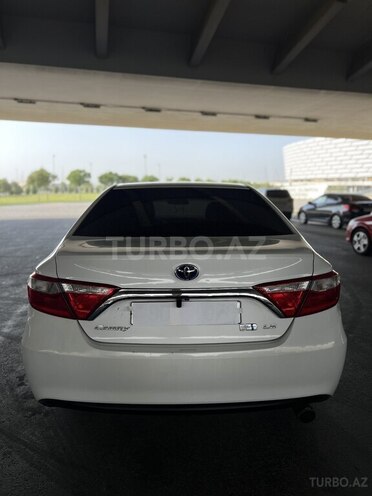 Toyota Camry-10
