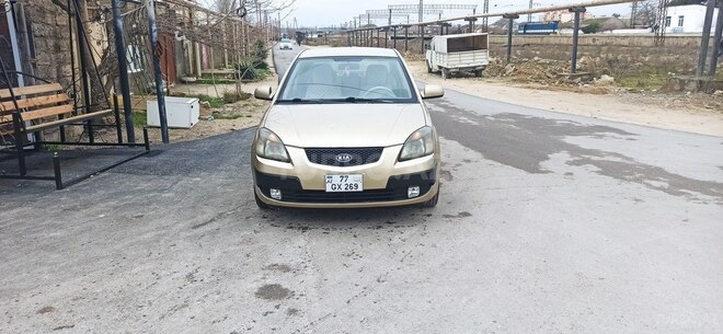 Kia Rio 2008, 460,000 km - 1.4 л - Bakı