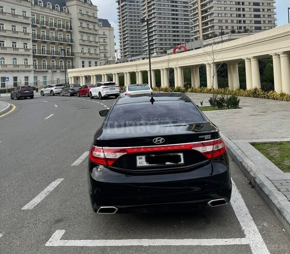 Hyundai Grandeur 2014, 299,000 km - 2.2 л - Bakı