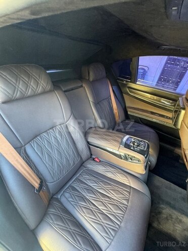 BMW 750 2009, 247,000 km - 4.4 l - Gəncə