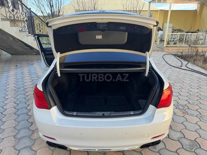 BMW 750 2009, 247,000 km - 4.4 l - Gəncə