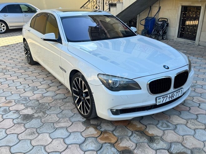 BMW 750 2009, 247,000 km - 4.4 l - Gəncə