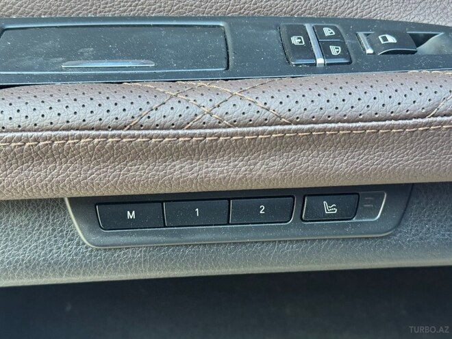 BMW 750 2009, 247,000 km - 4.4 l - Gəncə