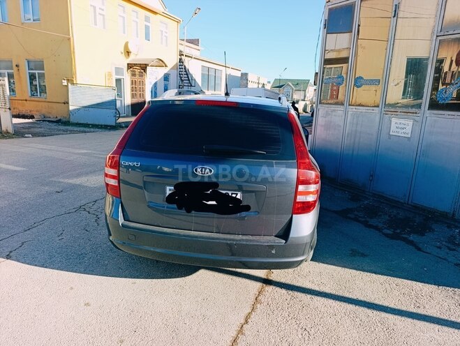 Kia  2009, 184,000 km - 1.4 l - Sumqayıt