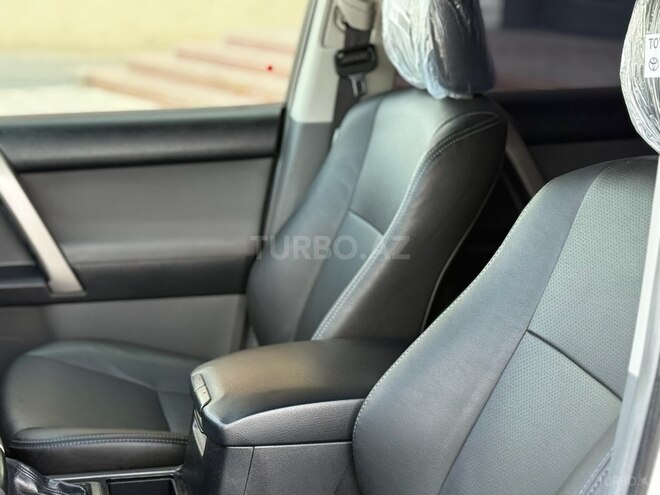Toyota Land Cruiser Prado 2012, 159,000 km - 2.7 л - Bakı