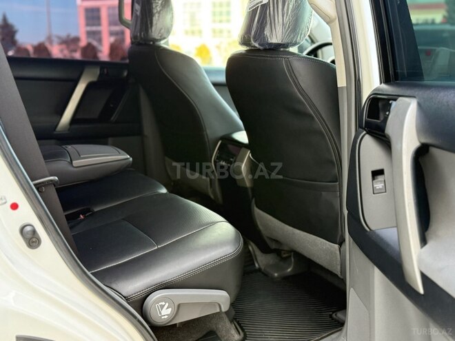 Toyota Land Cruiser Prado 2012, 159,000 km - 2.7 л - Bakı