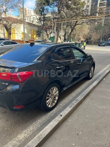Toyota Corolla-5