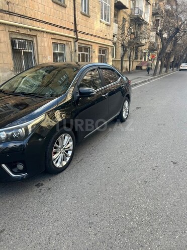 Toyota Corolla-4