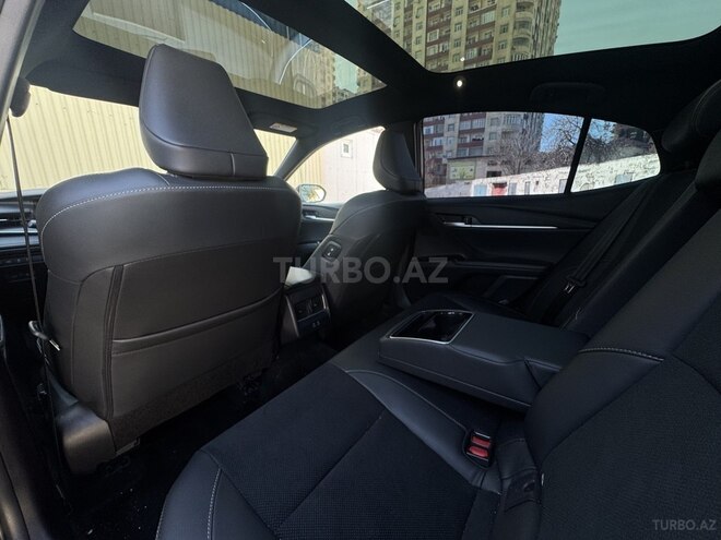 Toyota Camry 2024, 30,000 km - 2.0 л - Bakı