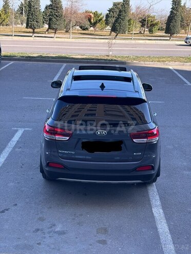 Kia Sorento-2