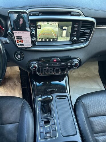 Kia Sorento-18