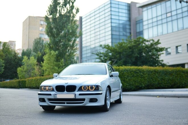 BMW 525 2001, 356,000 km - 2.5 l - Bakı