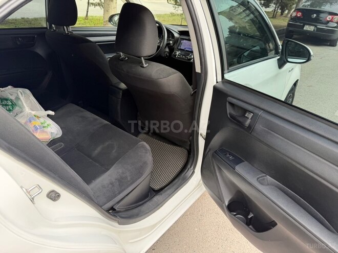 Toyota Corolla Axio 2018, 295,000 km - 1.5 л - Bakı