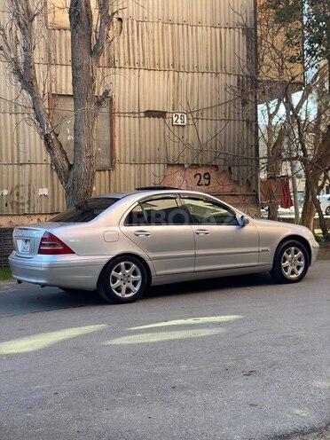 Mercedes C 240 2000, 245,480 km - 2.6 l - Bakı