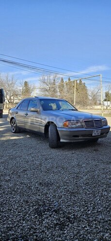 Mercedes C 200 1996, 430,000 km - 2.0 л - Quba