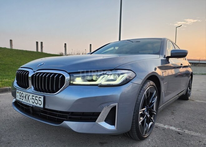 BMW 530e-2