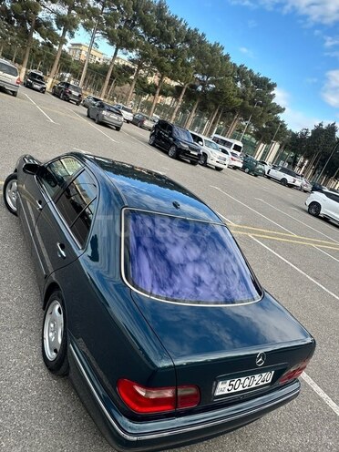 Mercedes E 240 2000, 360,000 km - 2.4 l - Sumqayıt