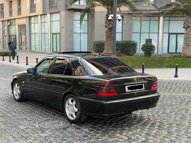 Mercedes C 240 1999, 313,000 km - 2.4 l - Bakı