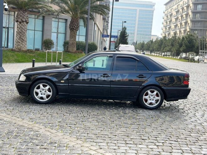 Mercedes C 240 1999, 313,000 km - 2.4 l - Bakı
