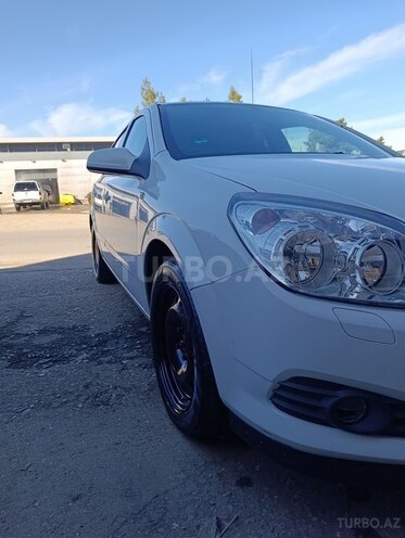 Opel Astra 2009, 247,568 km - 1.4 l - 