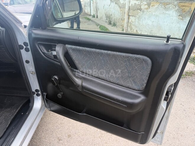 GAZ 31105 2004, 243,000 km - 2.4 l - Sumqayıt