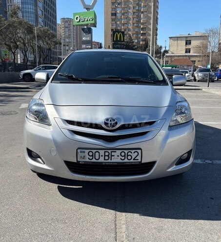 Toyota Yaris-1