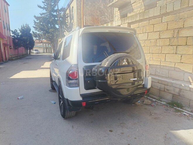 Mitsubishi Pajero 2007, 179,000 km - 3.0 l - Bakı