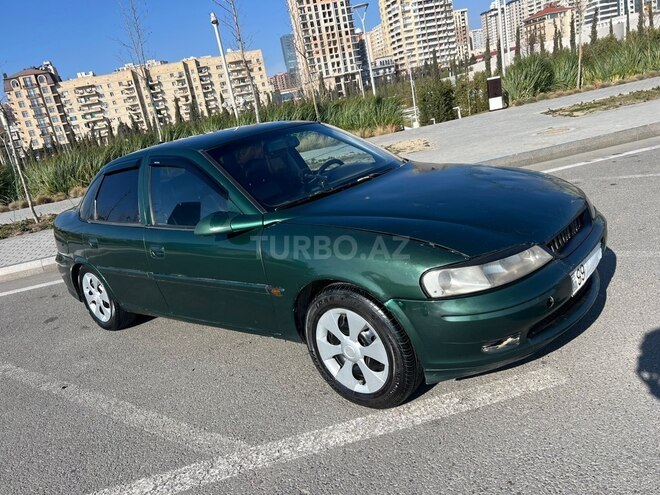 Opel Vectra 1996, 200,000 km - 1.6 l - Bakı