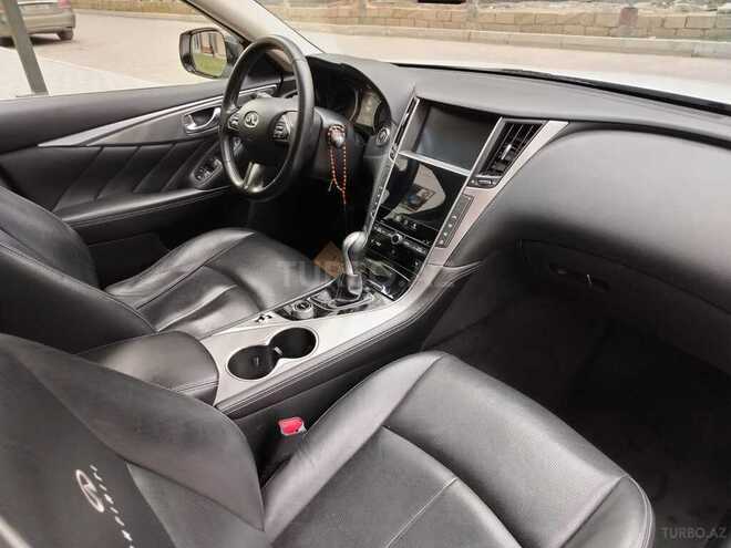 Infiniti Q50-8
