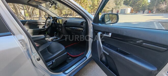 Kia Sorento 2009, 239,000 km - 2.0 l - Sumqayıt