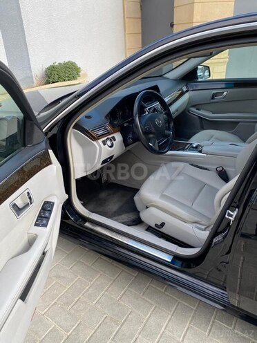 Mercedes E 220 2012, 285,000 km - 2.1 l - Bakı