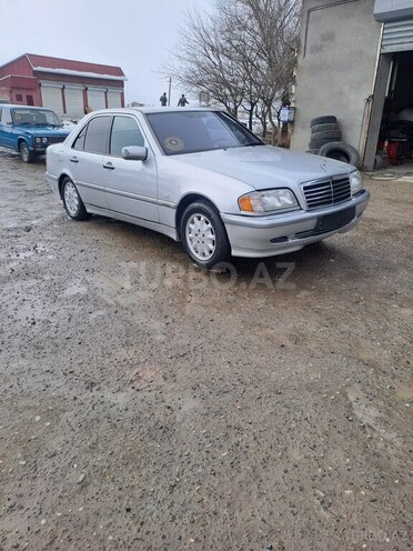 Mercedes C 180 1999, 420,000 km - 1.8 l - Beyləqan