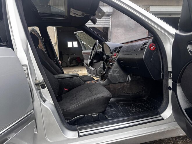 Mercedes C 180 1999, 420,000 km - 1.8 l - Beyləqan