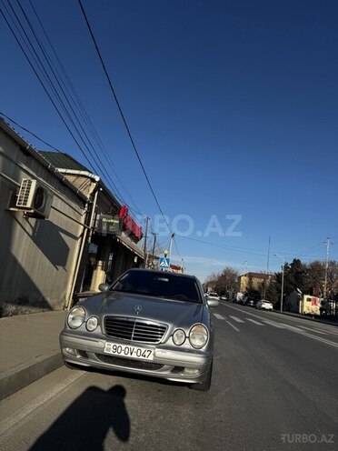 Mercedes E 240 1999, 350,000 km - 2.4 л - Bakı