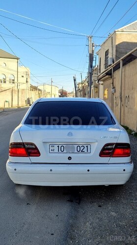 Mercedes E 430 1998, 300,001 km - 4.3 l - Xırdalan
