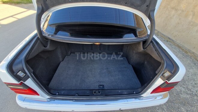 Mercedes E 430 1998, 300,001 km - 4.3 l - Xırdalan