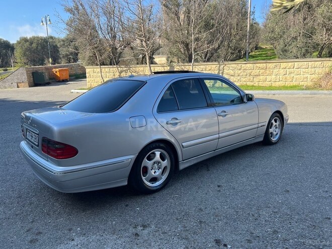 Mercedes E 280 2000, 287,000 km - 2.8 l - Bakı