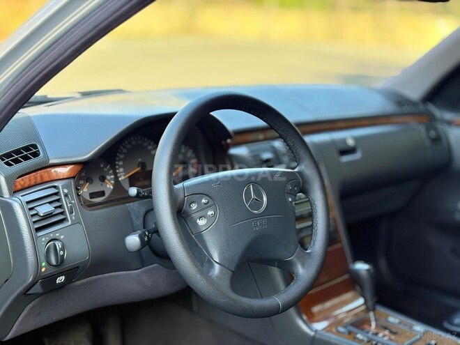 Mercedes E 280 2000, 287,000 km - 2.8 l - Bakı