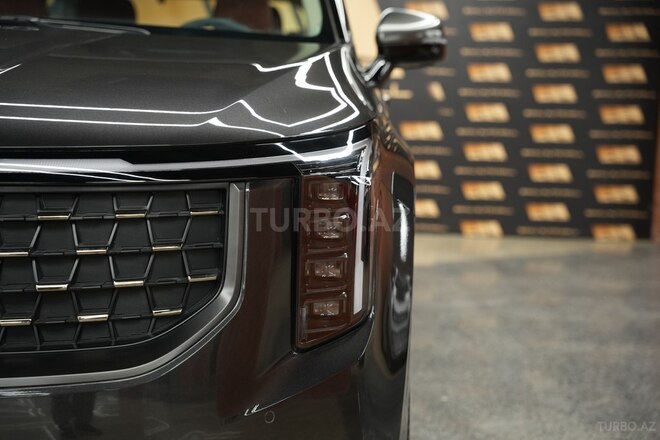 Kia Carnival-4