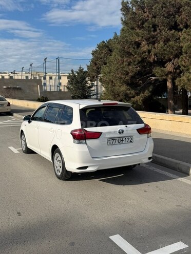 Toyota Corolla Fielder 2017, 170,000 km - 1.5 л - Bakı