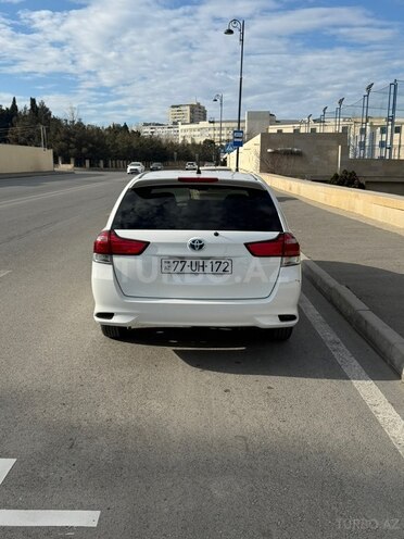 Toyota Corolla Fielder 2017, 170,000 km - 1.5 л - Bakı