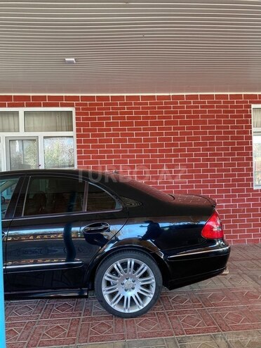 Mercedes E 240 2004, 157,770 km - 2.6 l - Masallı