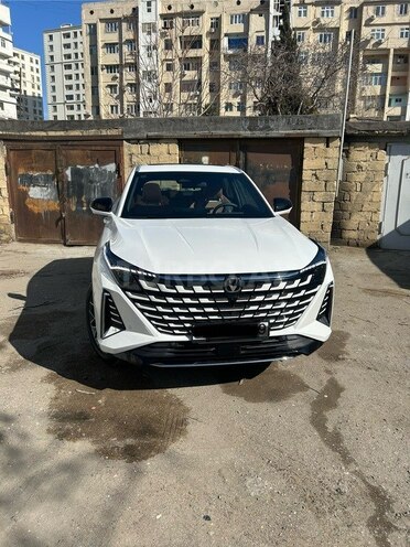 Changan  2025, 9,300 km - 1.5 l - Bakı