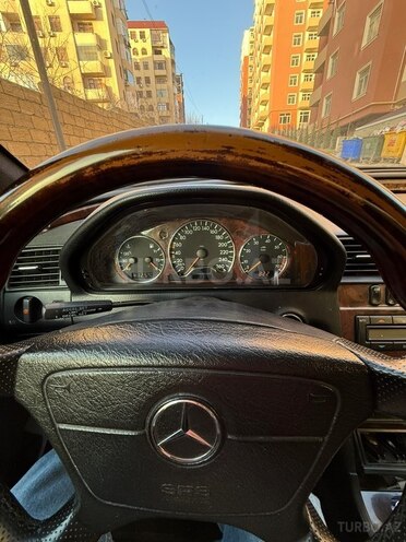 Mercedes C 240 1997, 341,500 km - 2.4 л - Bakı