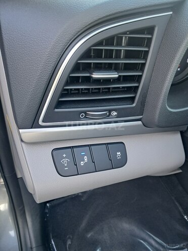 Hyundai Elantra 2017, 240,869 km - 2.0 л - Bakı