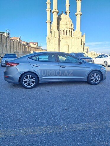 Hyundai Elantra 2017, 240,869 km - 2.0 л - Bakı