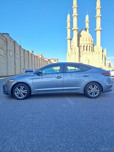 Hyundai Elantra 2017, 240,869 km - 2.0 л - Bakı