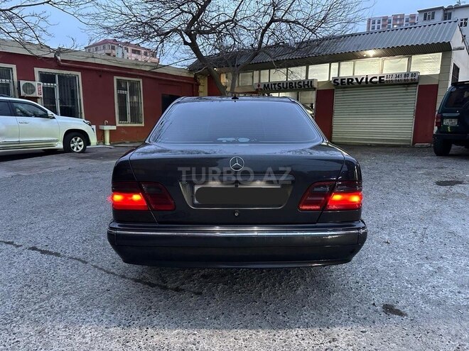Mercedes E 270 2000, 550,000 km - 2.7 l - Bakı