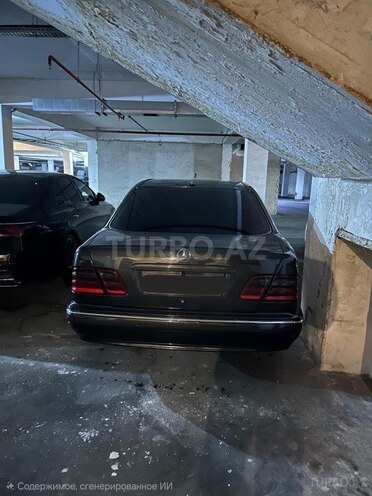 Mercedes E 270 2000, 550,000 km - 2.7 l - Bakı